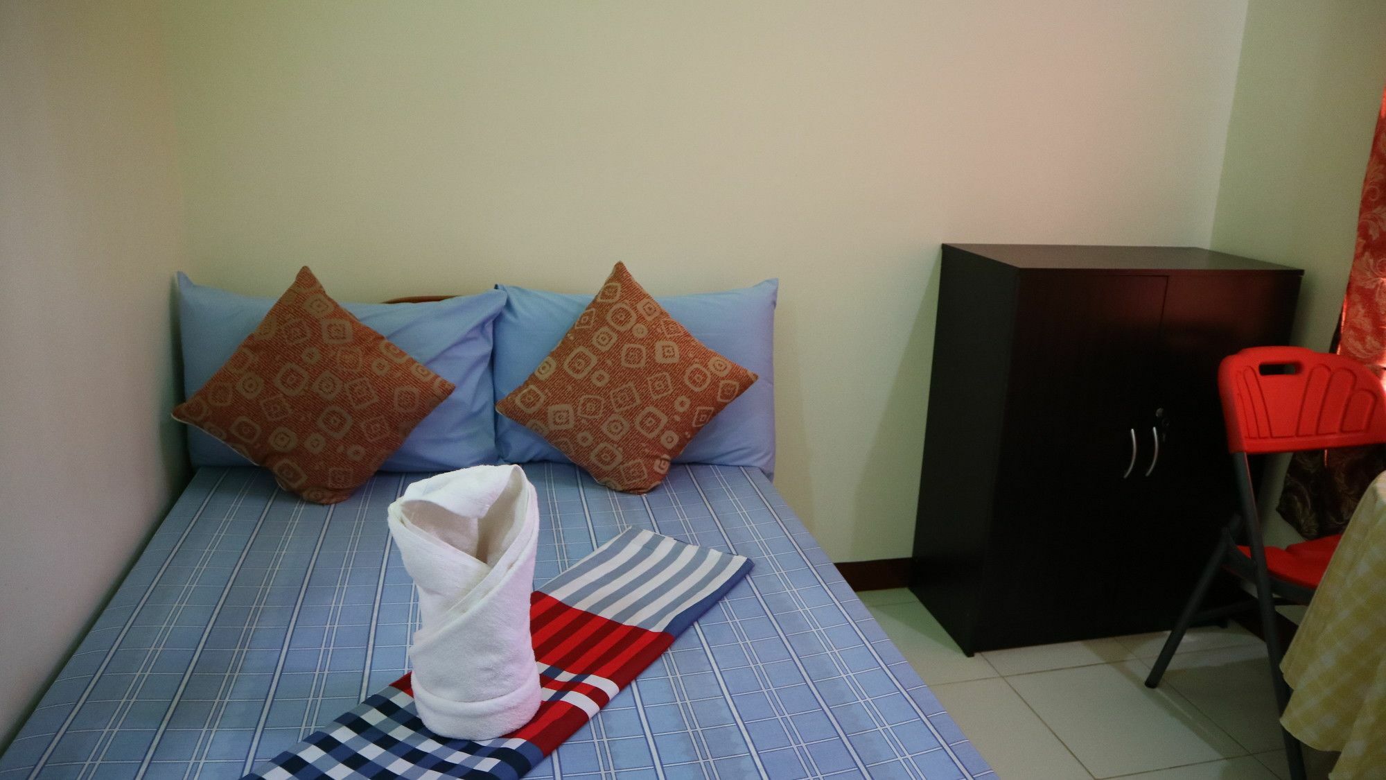 C Tower Studio Apartments Puerto Princesa Exterior photo
