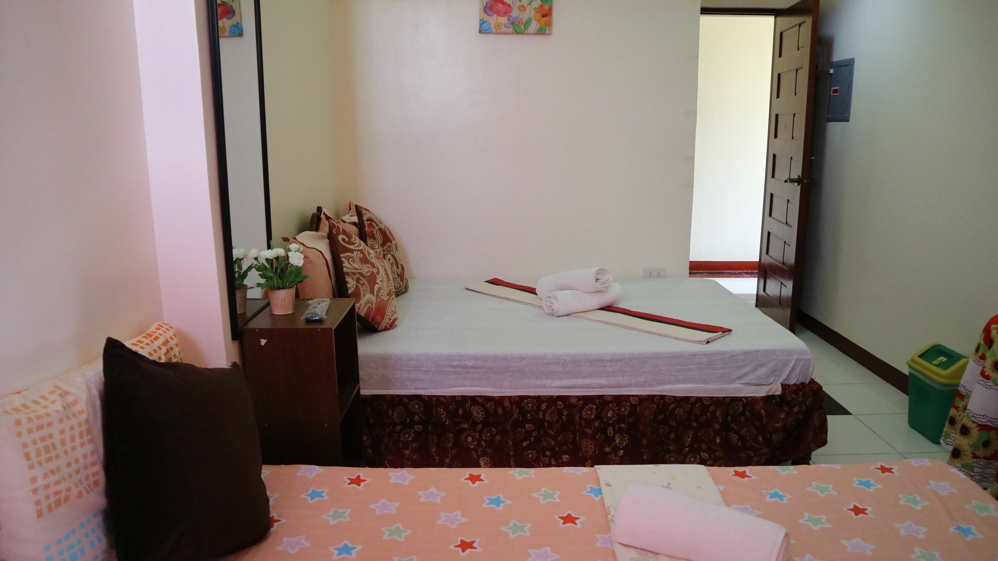 C Tower Studio Apartments Puerto Princesa Exterior photo